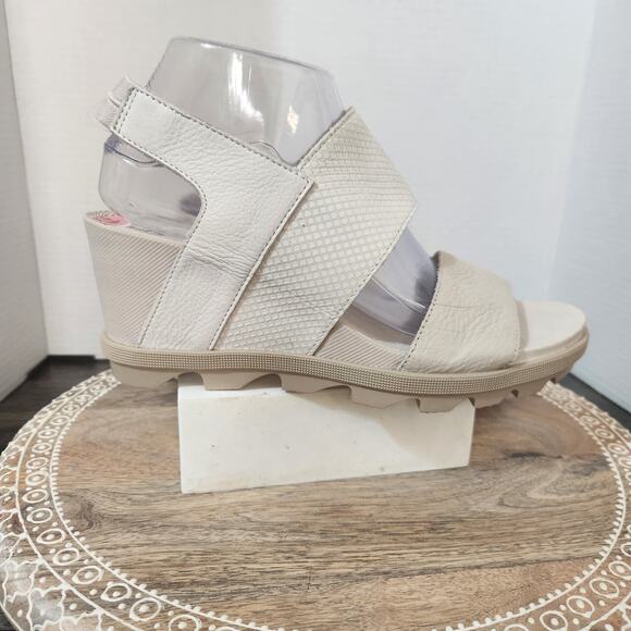 NWT Sorel Cream Beige Sea Salt Joanie II Hi Slingback Sandal Heels Women's 9 - Picture 6 of 11